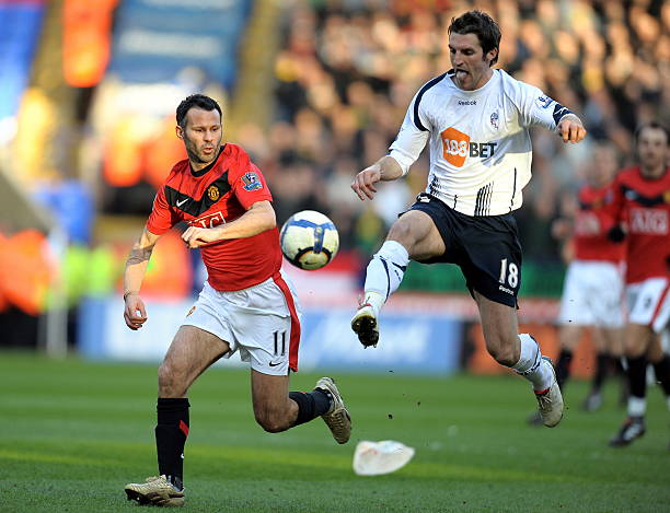 卻也暴露出 卻也暴露出